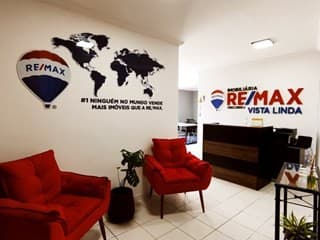REMAX VISTA LINDA